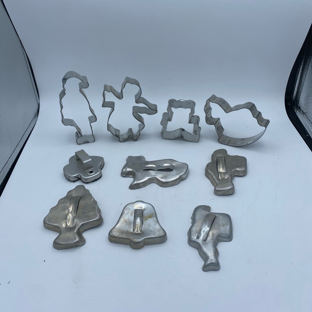 VTG Lot Of 10 Aluminum Metal Cookie Biscuit Cutters Santa Tree Angel Rabbit Bell